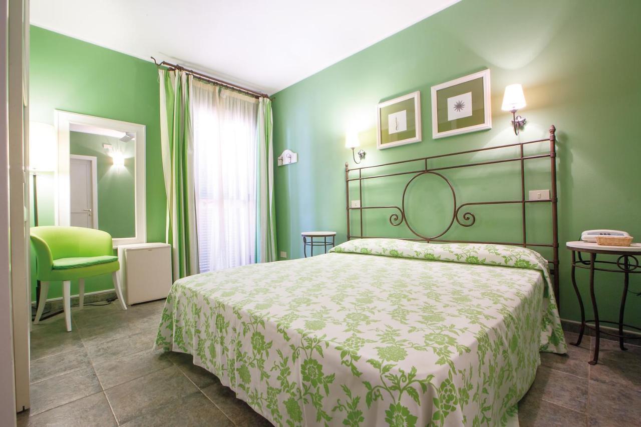 Standard Double Room,1586829509:JPEG